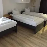 Gz Hostal Bonn
